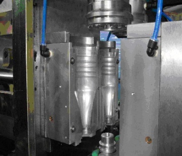 BX-S2 автоматическая раздувная машина для ПЕТ бутылок производительностью 1600-2200 шт/час.